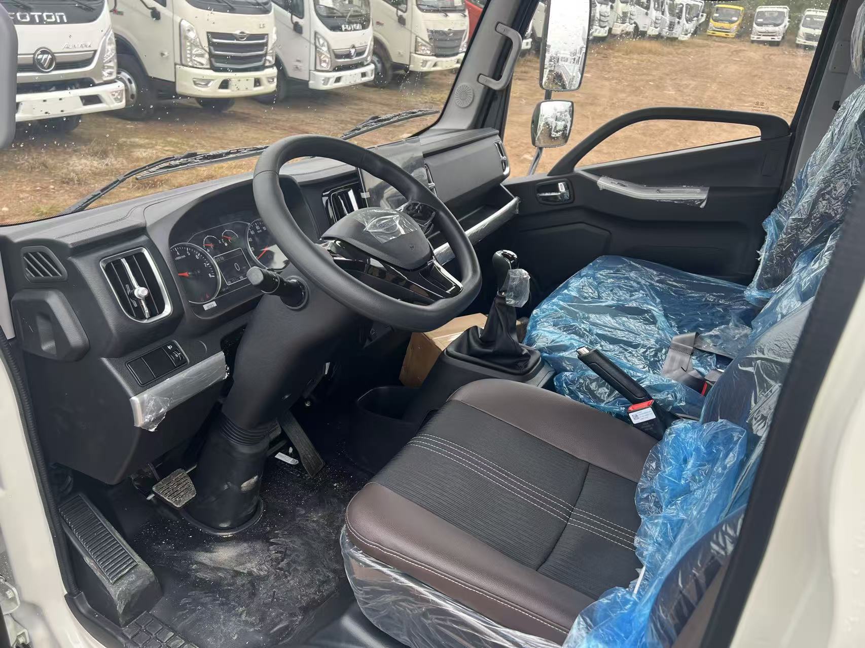 FORLAND 4tons gasoline truck with 2237cc gasoline engine