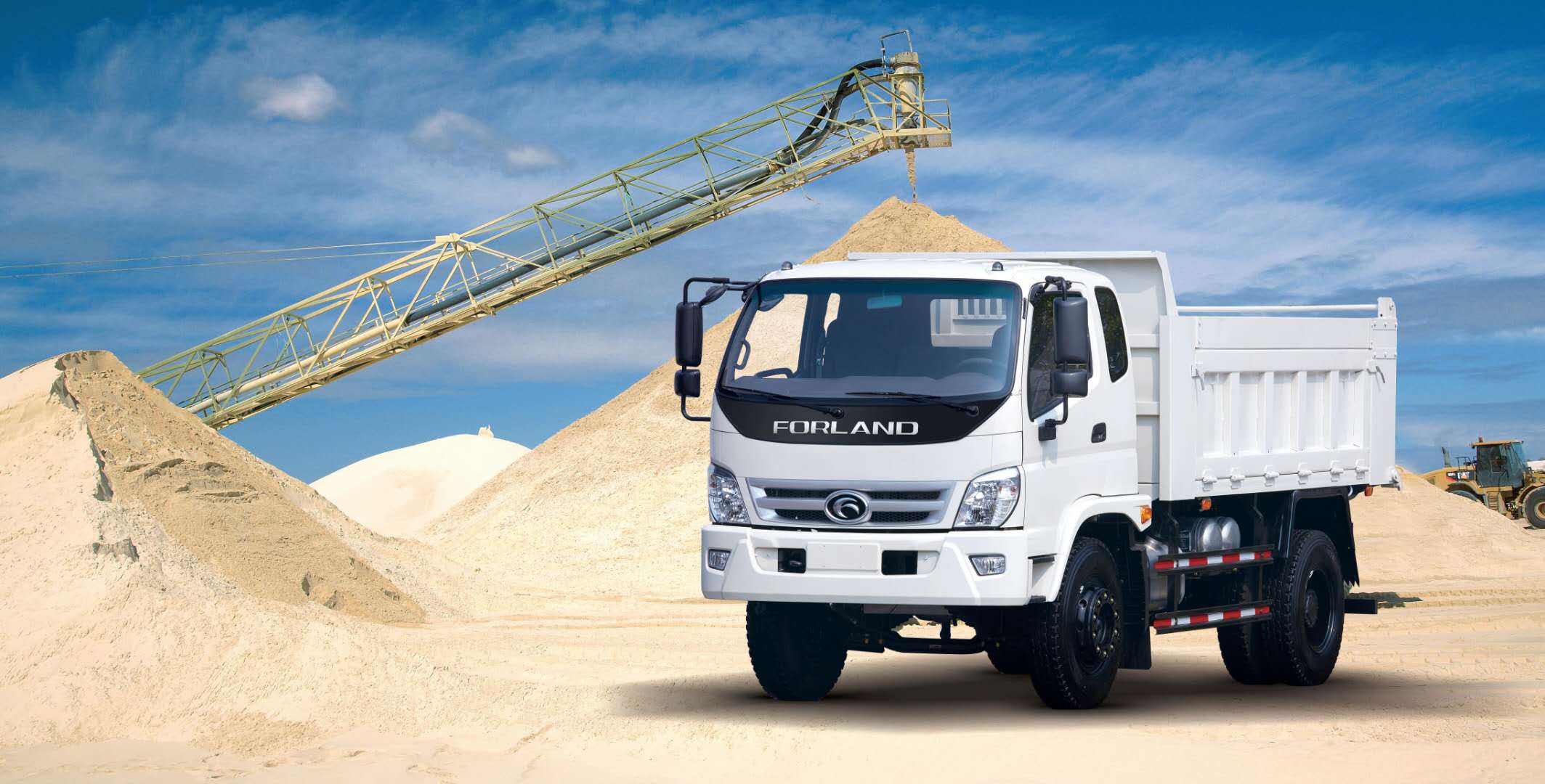 FOTON FORLAND LHD RHD one and half cabin 4×2 8-10T dump truck with 3.8L Cummins diesel engine 3.9m to 4.2m longer body